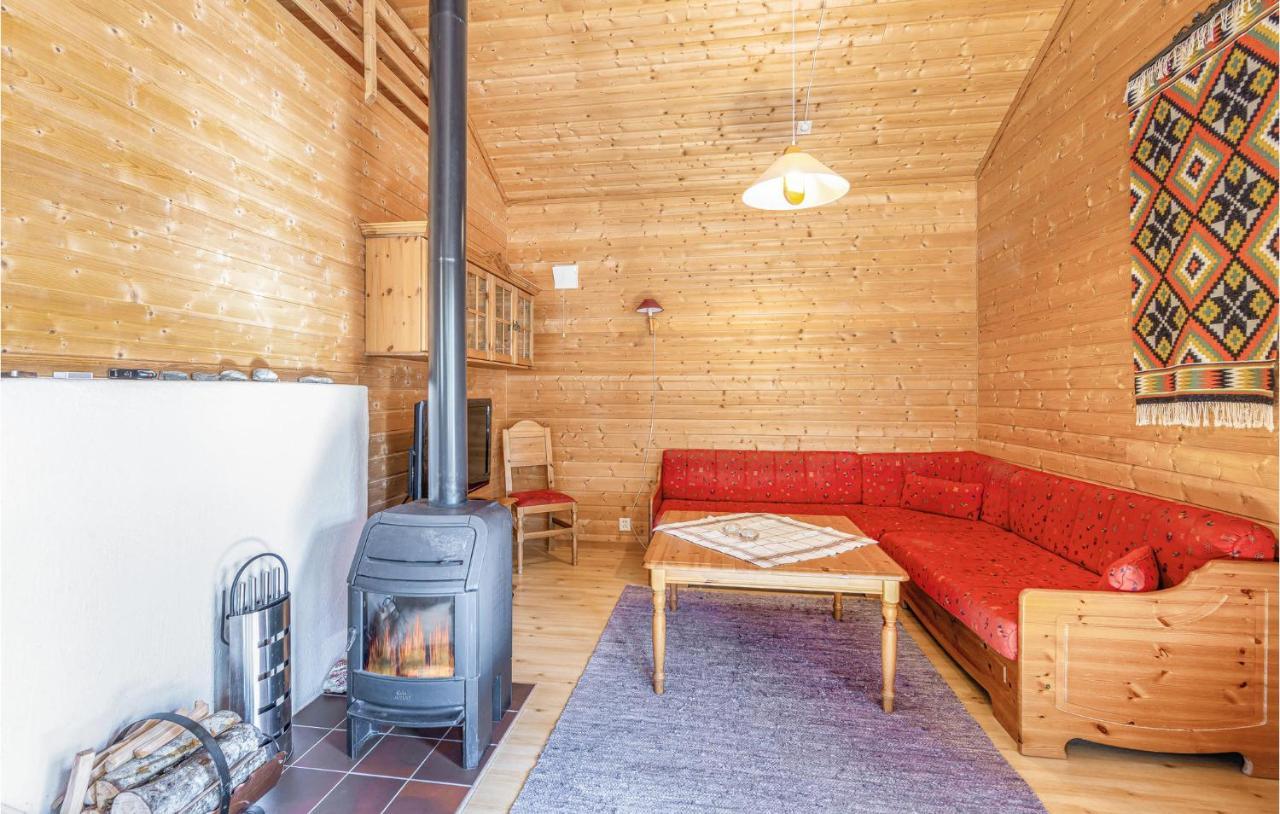 Cozy Home In Fjaerland With House A Mountain View Luaran gambar