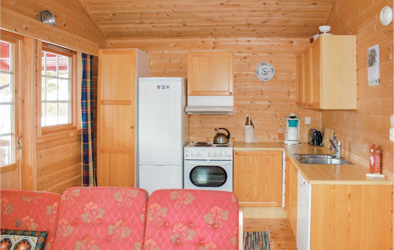 Cozy Home In Fjaerland With House A Mountain View Luaran gambar